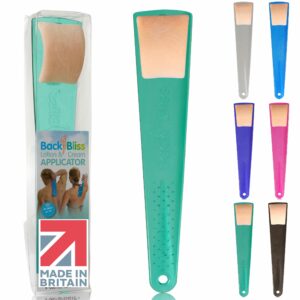 Apply any lotion or cream easily with the Green back lotion applicator by BackBliss
